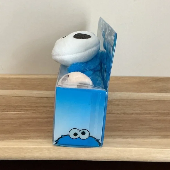 Sesame Street Blue Cookie Monster Headband- Great Fun For Your Spa Decor - Picture 2 of 5